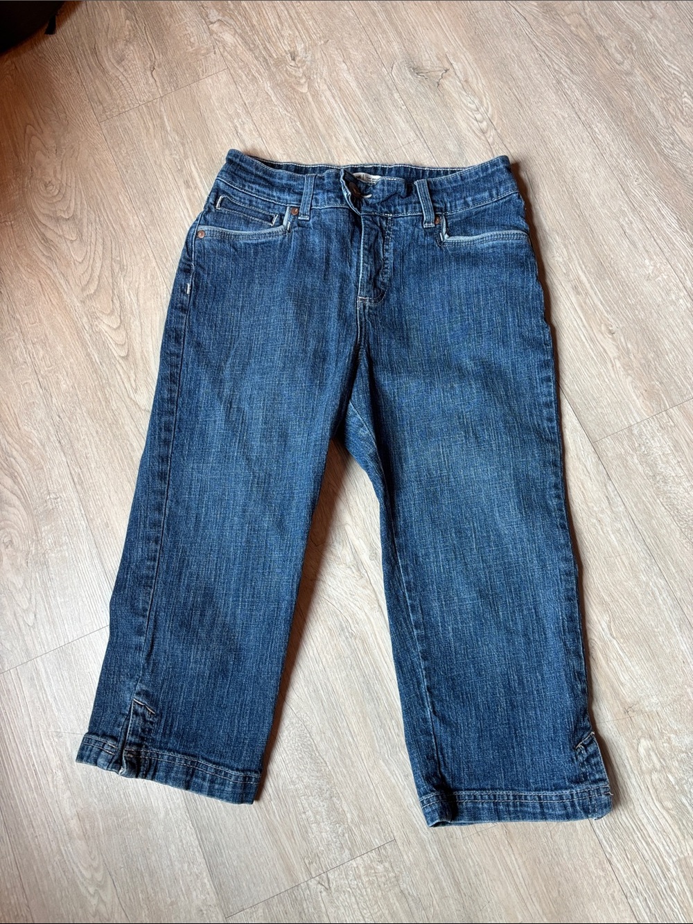 Lee Dark Blue Denim capris